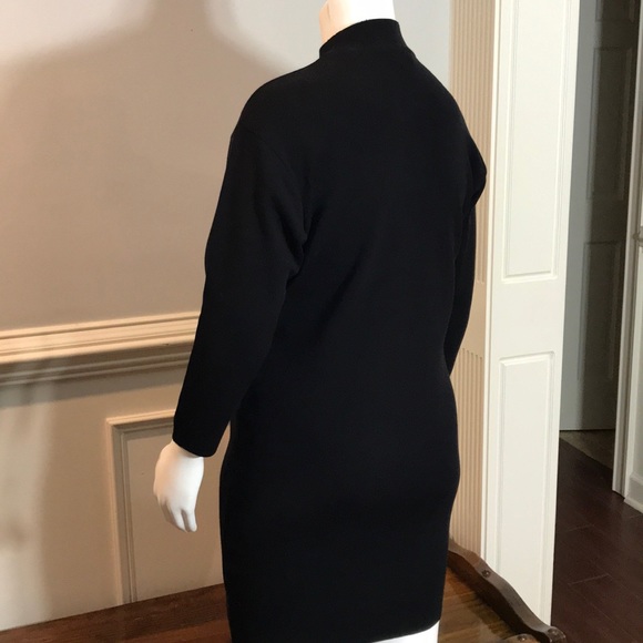 Saks fifth avenue black dress - Picture 4 of 6